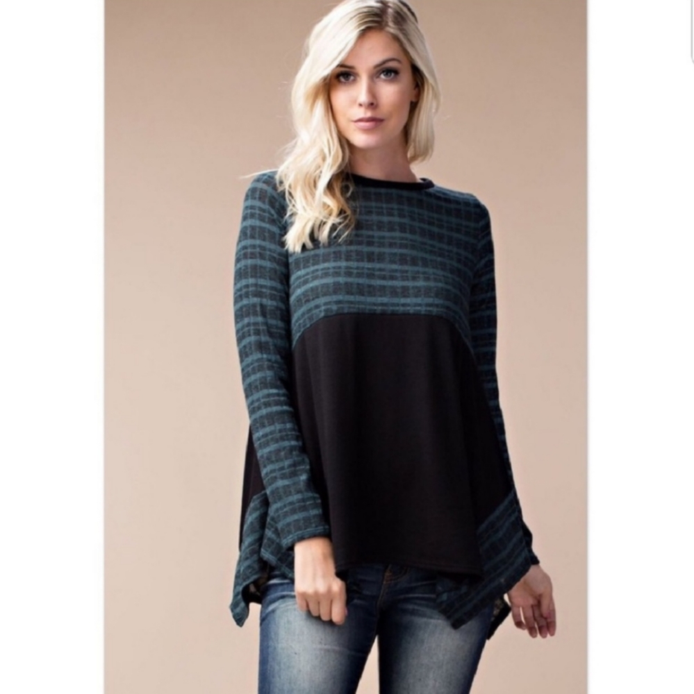 🎆ee:some NWT Swing Top